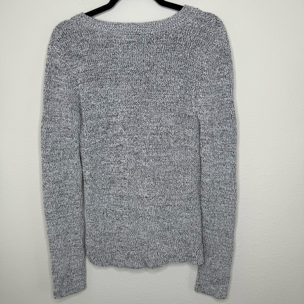 MAGASCHONI Gray V-Neck Sweater Lightweight PTP- 17.5”LENGTH- 25” Fits An XS-S - Picture 2 of 10